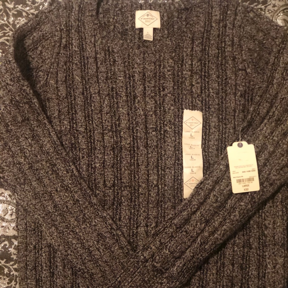 Grey/black sweater